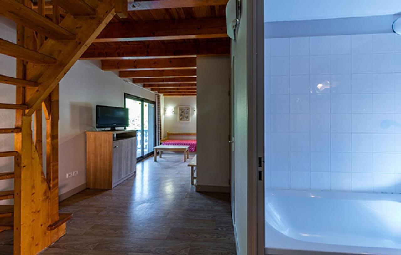 Residence Les Trois Vallees - Арро Экстерьер фото
